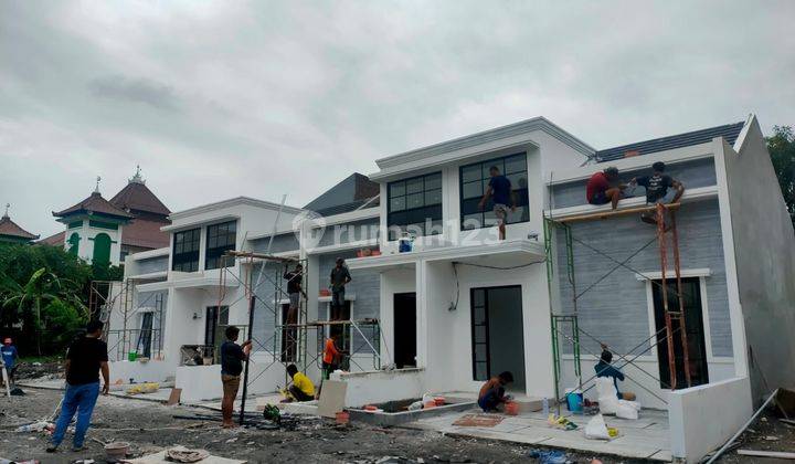 Rumah Taman Jivva 2 Kebraon American Cllasic Lokasi Strategis Dalam Kota Surabaya 2