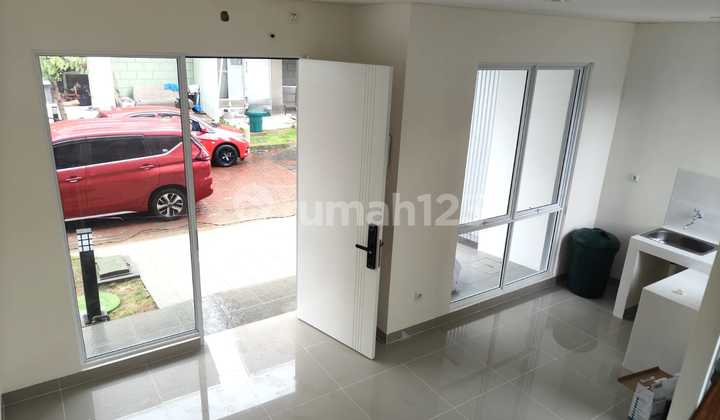 2-Story House with 2 Bedrooms in Gading Serpong, Tangerang 2