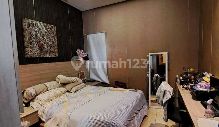 Rumah 2 Lantai Semi Furnished di Nusaloka BSD, Tangerang Selatan 1