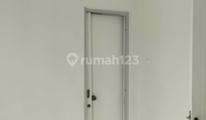 2-Story House in Zuma Malibu Village, Gading Serpong Tangerang 2