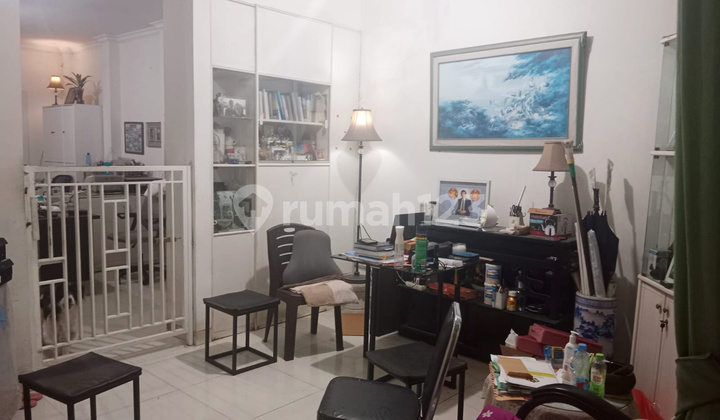 Rumah 2,5 Lantai di The Green BSD, Tangerang Selatan 2