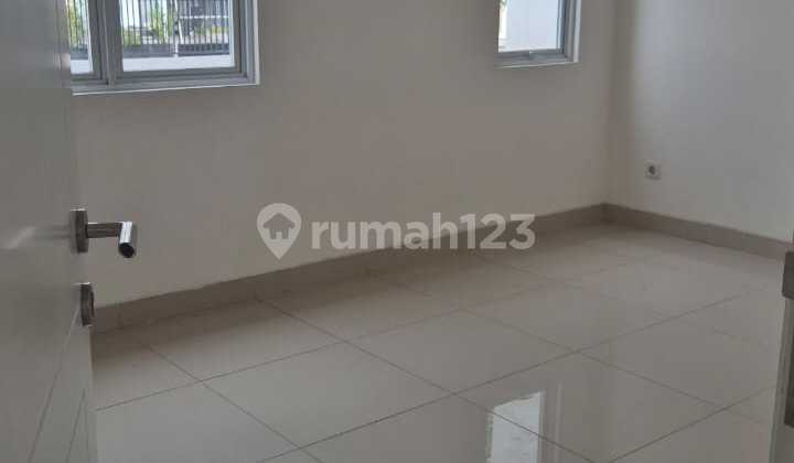 Rumah Bagus 2 Lantai di Jakarta Garden City Cakung, Jakarta Timur