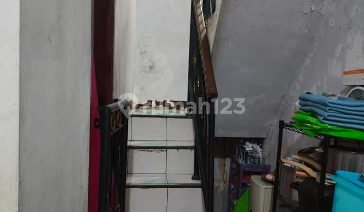 Rumah 2 Lantai Lokasi Strategis di Sektor 14,6 Nusaloka BSD, Tangerang Selatan 2