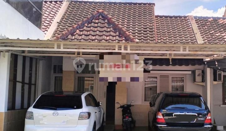 Ready-to-Live and Neat House in Flamboyan Cluster, Alam Sutera, South Tangerang