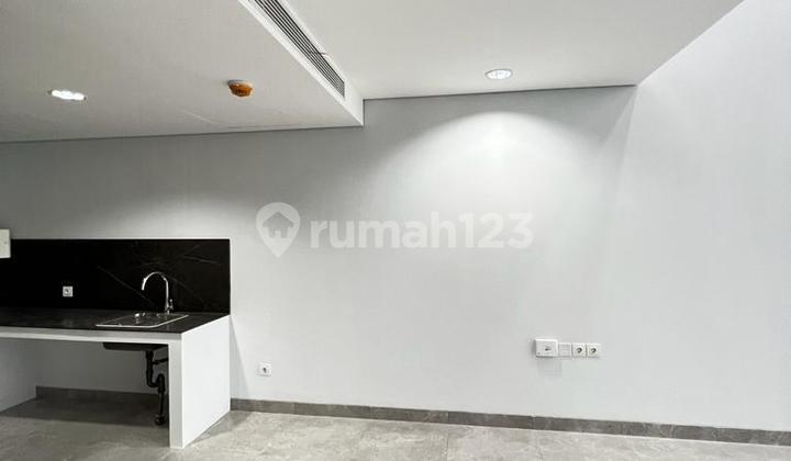 SOHO (Small OFFICE, Small Home, Office Apartment ) The Smith, Alam Sutera 2