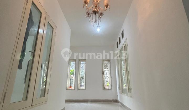 Rumah Bagus Hadap Utara di Alam Sutera, Tangerang Selatan 2