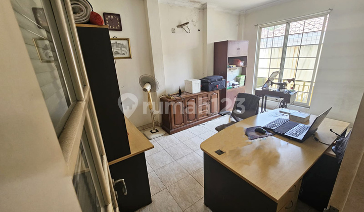 Rumah 2,5 Lantai di The Green BSD, Tangerang Selatan