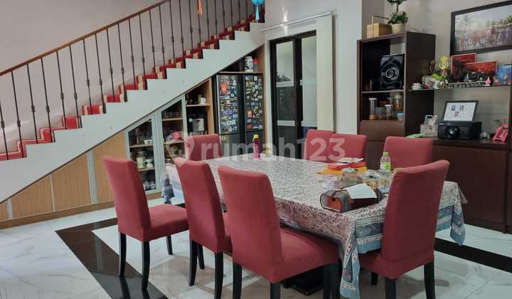 Rumah Hook di Cluster Aurora Renata Alam Sutera, Tangerang Selatan