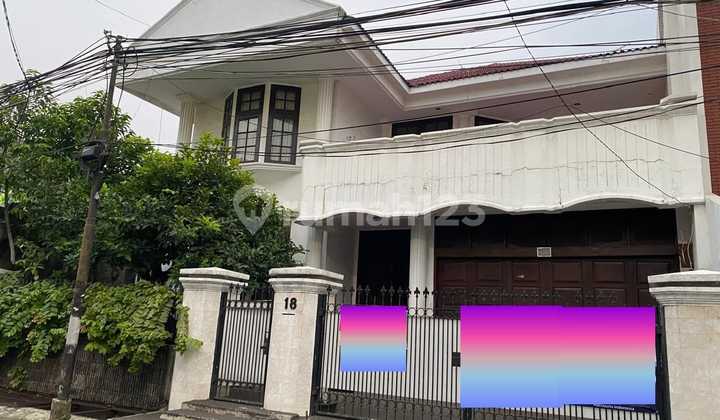 Nice House with SHM in Tomang Area, West Jakarta