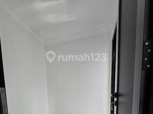 Rumah Bagus di Villa Melati Mas 1, Tangerang Selatan 2