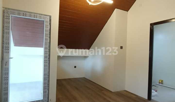 Rumah 3 Lantai di Cluster Welford Greenwich BSD, Tangerang Selatan Rumah 3 Lantai di Cluster Welford Greenwich BSD, Tangerang Selatan