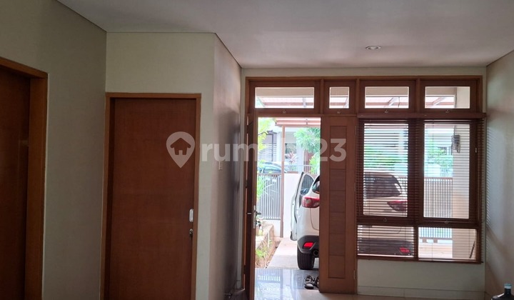 Rumah 3 BR di Nusa Loka Akasia BSD Sektor 1.4, Tangerang Selatan