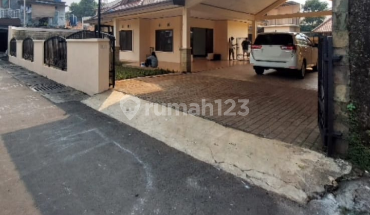 READY-TO-OCCUPY HOUSE, SPACIOUS AND COMFORTABLE, AFFORDABLE PRICE BELOW MARKET READY-TO-OCCUPY HOUSE, SPACIOUS AND COMFORTABLE, AFFORDABLE PRICE BELOW MARKET