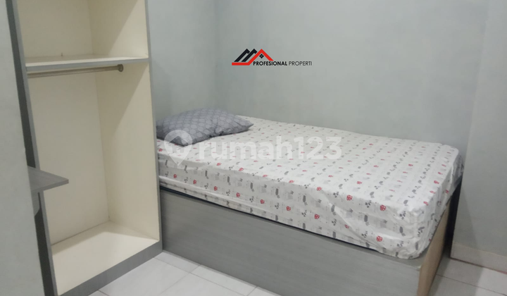 RUMAH KOST²AN Jl. Tarumanegara, Pisangan, Ciputat Timur, Tangerang Selatan RUMAH KOST²AN Jl. Tarumanegara, Pisangan, Ciputat Timur, Tangerang Selatan