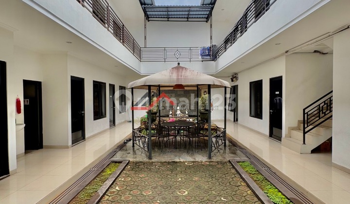 Ready-to-Occupy House in Commercial Zone, Suitable for Business and Office, Jati Padang - South Jakarta 2