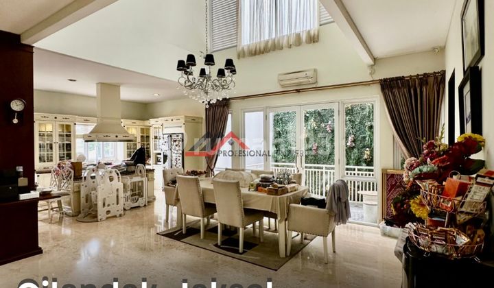 MINIMALIST MODERN HOUSE NEAR CILANDAK MRT 2