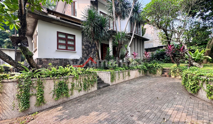 Ready-to-Occupy Villa Concept House in Sirendeu Area, South Tangerang