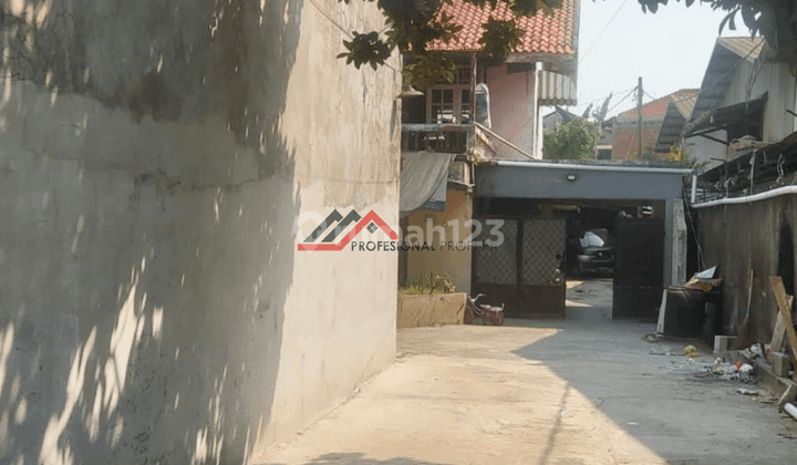 Rumah Siap Huni Dan 4 Kios Didepan Area Pondok Cabe 2