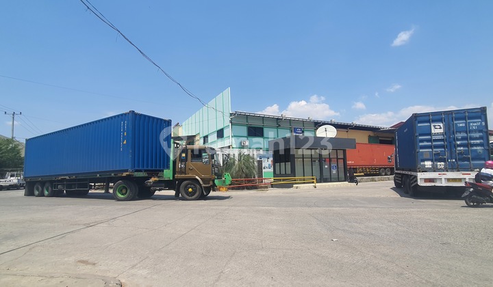 Premium Warehouse in Makassar, Secure and Ready to Use for Business and Promising Investment Instruments Premium Warehouse in Makassar, Secure and Ready to Use for Business and Promising Investment Instruments