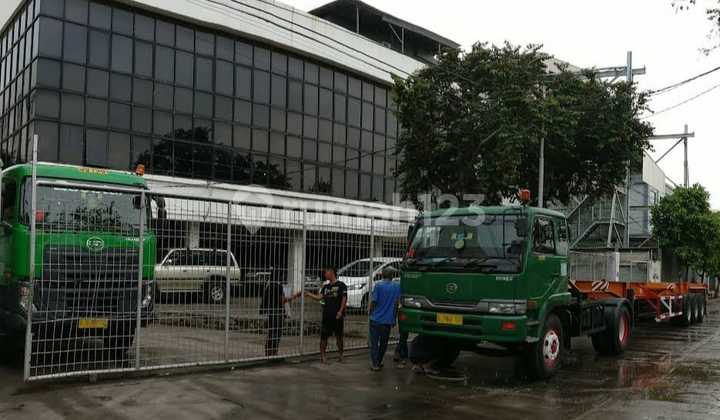 Warehouse and Office for Sale in Sunter