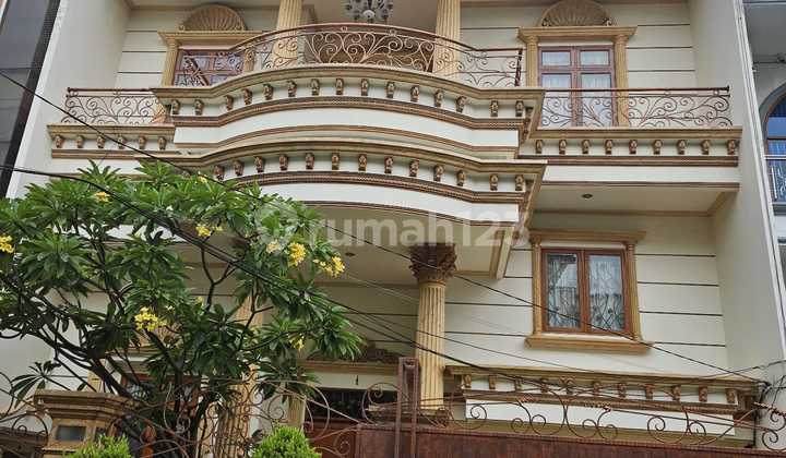 Dijual Rumah Di Sunter Garden