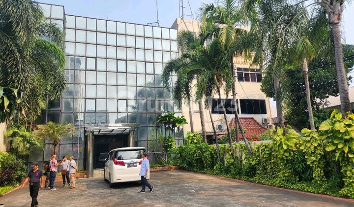 Dijual/ Disewakan Gedung Di Jalan Raya Garuda, Kemayoran 1
