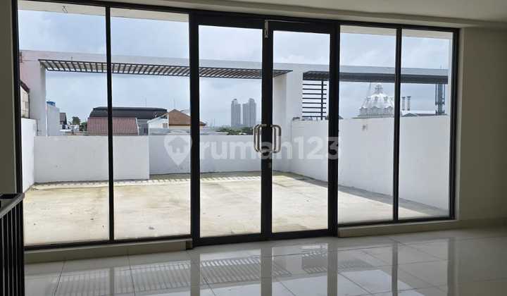 New Shophouse for Sale at Marina Coast Ancol 2