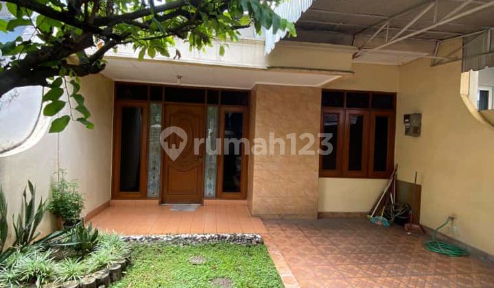 Dijual rumah Intercon, lokasi tenang dan siap bangun Lt = 117 (6x19,5) Kt = 2+1 Km 1+1 Semi furnish Air tanah jernih Listrik 2200 SHM Hadap Selatan Harga : 2,88M Dijual rumah Intercon, lokasi tenang dan siap bangun Lt = 117 (6x19,5) Kt = 2+1 Km 1+1 Semi furnish Air tanah jernih Listrik 2200 SHM Hadap Selatan Harga : 2,88M