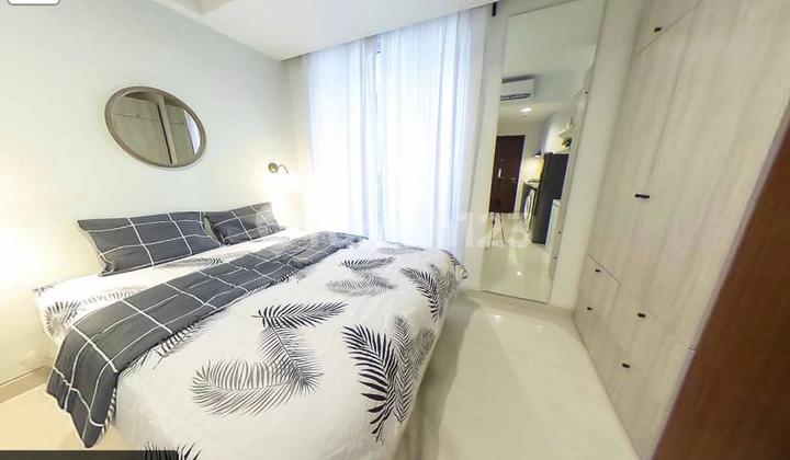 Dijual Apartemen West Vista Tower The Crest View Pool + City Tipe Studio, Semi Gross 30.2M2 Full Furnish Siap Huni Harga Rp 700.000.000,-