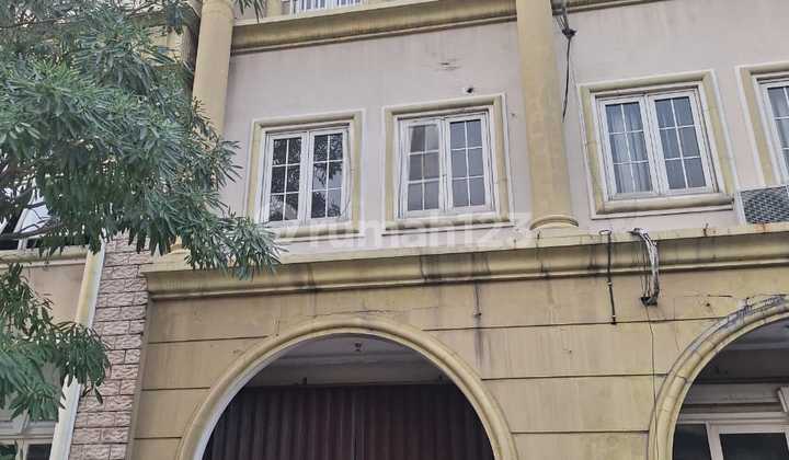 For Rent: Shop House in Green Mansion, Land Size 4.5x15m / 3 floors, Building Area 200m², 3KM, Price: 175 million/year 1