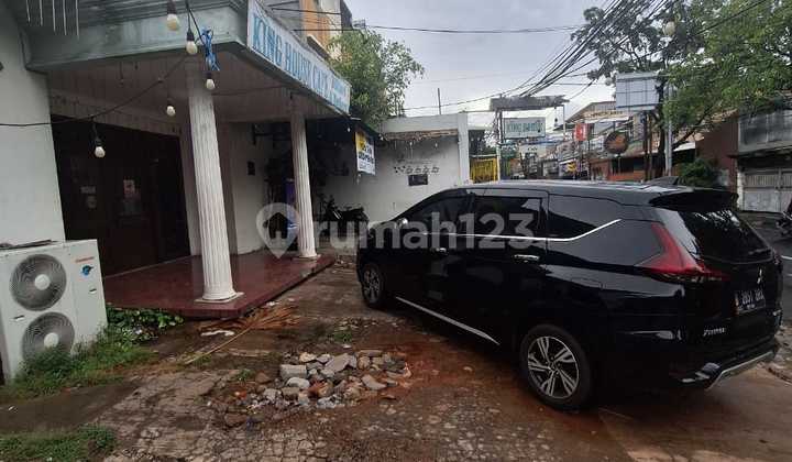 Disewakan Rumah Duri Kepa Jalan Raya Dekat Kelurahan LT 615 M2 [17.5X35,] LB 525 M2 SHM Buat Usaha : Rumah Makan, Kantor, Mini Market Dsb Ayo Lokasi The Best Strategis Harga 200 Jt/ Thn Minim 2 Thn 2