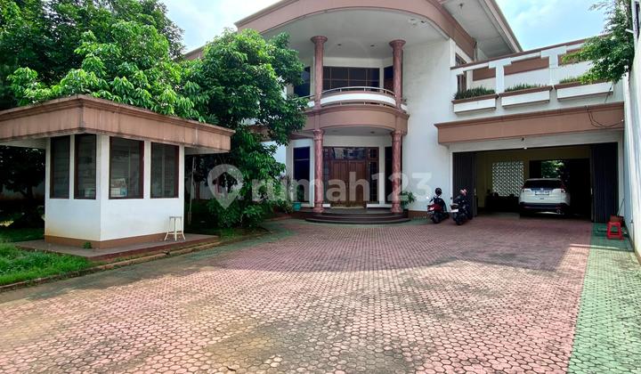 Tanah Dijual di Arjuna Utara Dekat dengan Kampus Esa Unggul dan Mall Taman Anggrek - Hitung Tanah, Bangunan Bonus Lt.1572m2 (25X62) Lb.1572m2 SHM Harga: 34,8Jt/M2