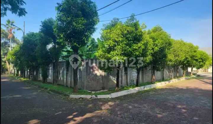 Cheap Sale Below NJOP Land at Hoek Green Garden Kedoya, Plot 997 SHGB, Corner Facing West & South, NJOP 13.4 Billion, Sold for Only Rp. 8,000,000,000