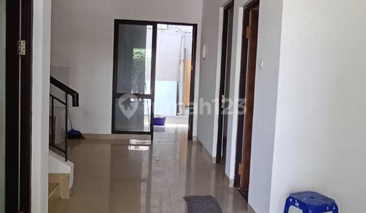 For rent house in Casajardin, land size 8x18, 3+1 bedrooms, 3+1 bathrooms, already painted clean. Price 85 million/year negotiable. 2