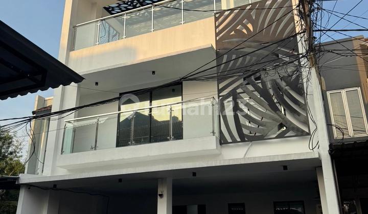 DIJUAL Perumahan Cengkareng Residence (Dekat Citra Palem)  LT : 8x15  LB : 360m2 (3lantai full) KT 5 KM 3 Full granit 60x120 Ac 7 pcs Harga : 3.9m