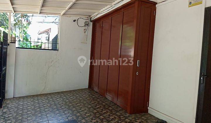 Rumah Shm 2 Lantai Bagus Selatan Murah Banget 2