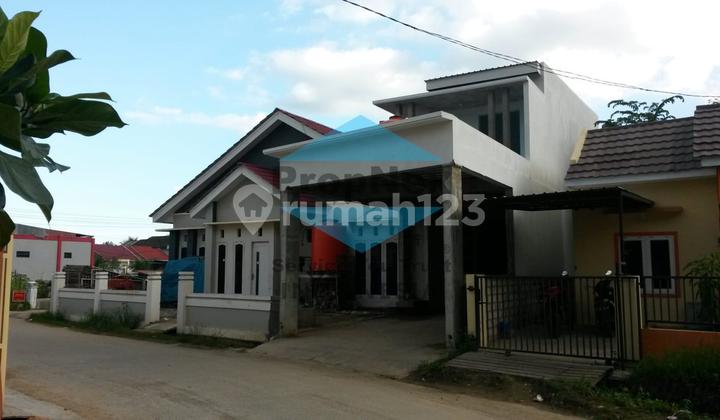 Jual rumah di Jl Perjuangan Samarinda,tengah kota Samarinda Jual rumah di Jl Perjuangan Samarinda,tengah kota Samarinda