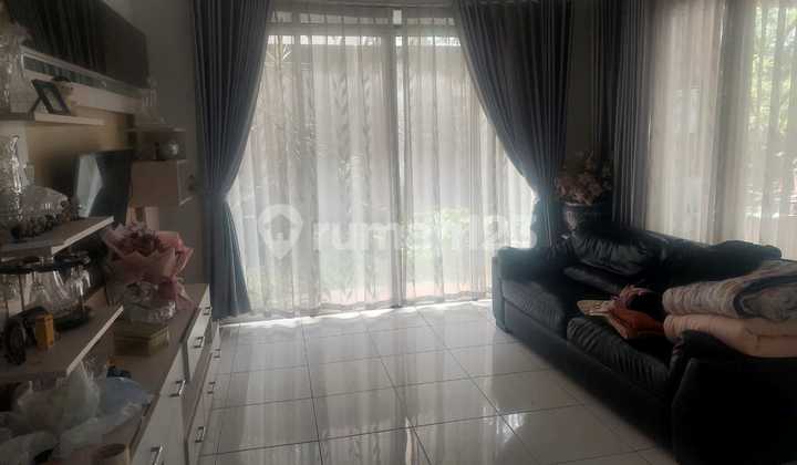 Turun Harga! Rumah Bagus Semi Furnished Kota Baru Parahyangan Larangtapa