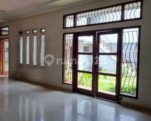 Rumah 2 Lantai Bagus Terawat di Batununggal, Bandung Rumah 2 Lantai Bagus Terawat di Batununggal, Bandung