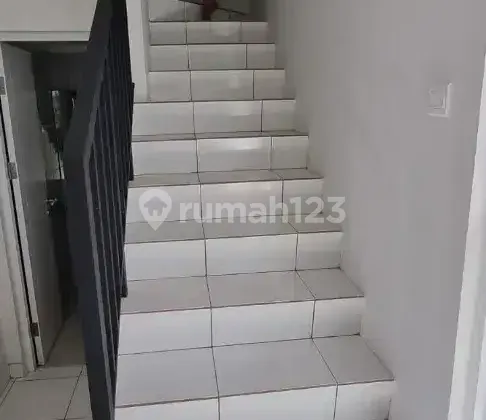 2 Nice House Units in Dayana Cluster, Summarecon Bandung 2