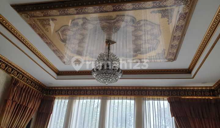 Beautiful Furnished House Menteng Royal Lippo Cikarang 2