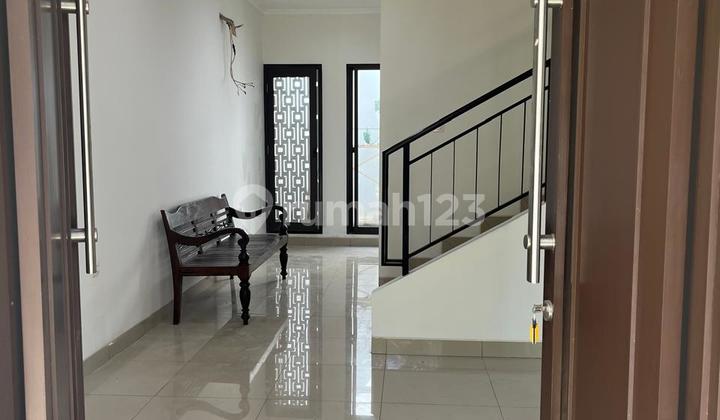 Rumah Bagus Furnished Summarecon Bandung Btari 2