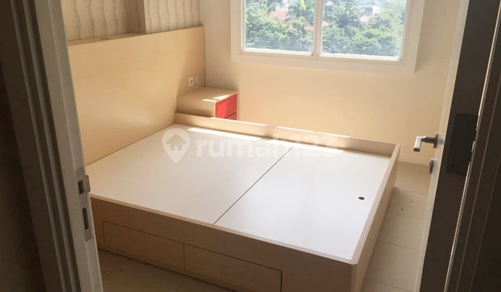 Apartment 1 BR Furnished Parahyangan Residence 2