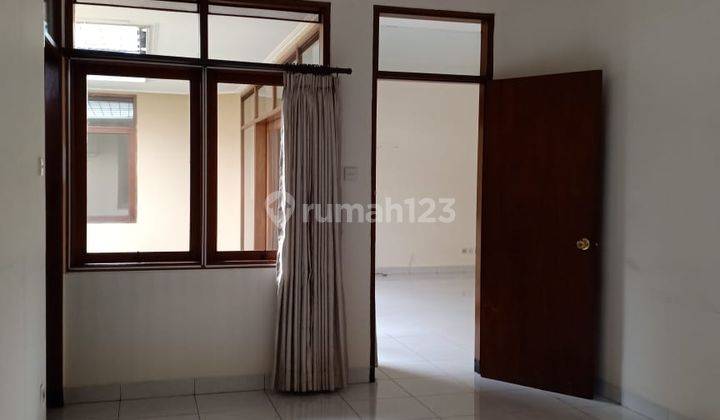 Dijual Rumah 1 Lantai Singgasana Pradana, Bandung Selatan 2