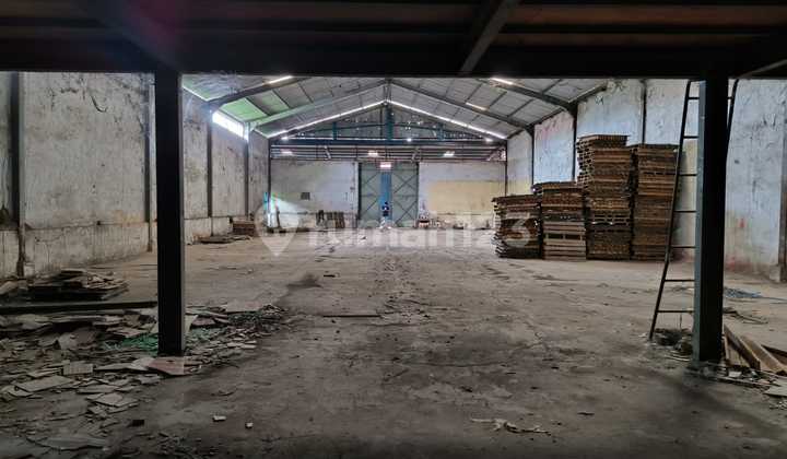 Warehouse for Rent 1-Story Old Toll Road Ready to Use Strategic FW