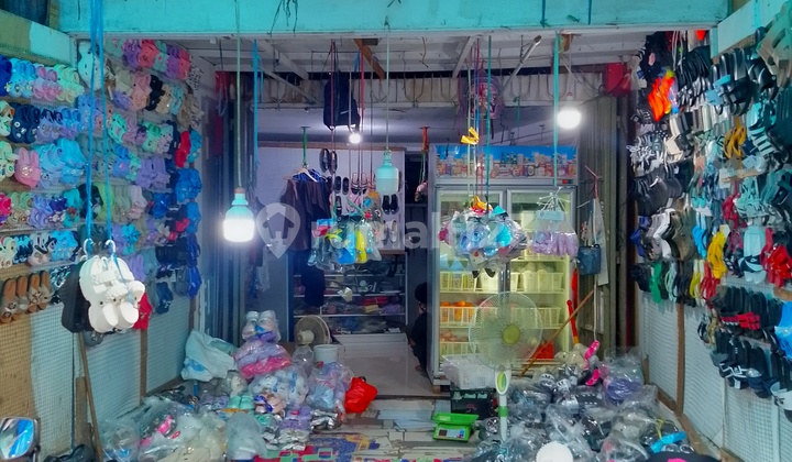 For Sale 4-Story Shophouse on Keamanan Road Axis, Karuwisi, Panakukkang WJ 2