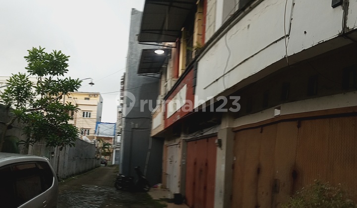 For Sale 3-Story Shop House in City Center, Ranggong Street, Strategic Location, Negotiable. 2