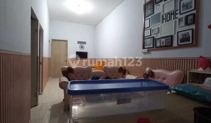 For Sale 3-Storey Shophouse on Main Pongtiku Road, Strategic Location, Net Price, Freehold 2