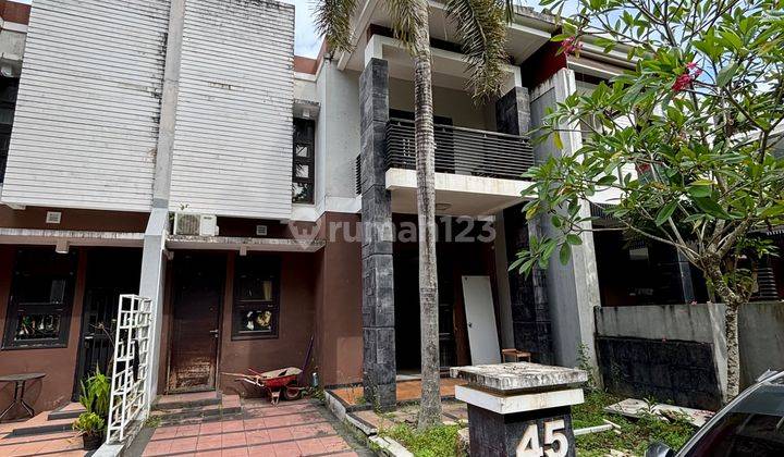 tampak depan perumahan cipta residence