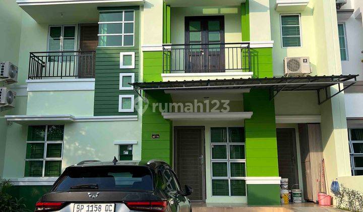 tampak depan dijual rumah anggrek sari